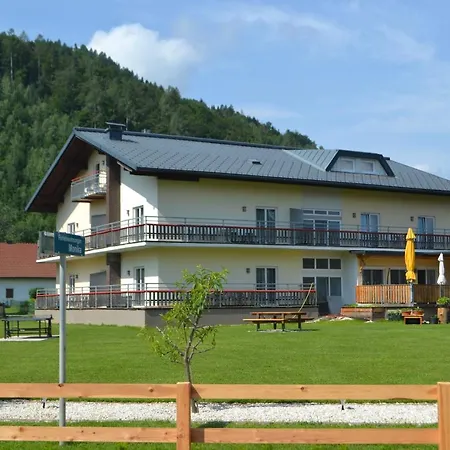 Monika Apartamento *